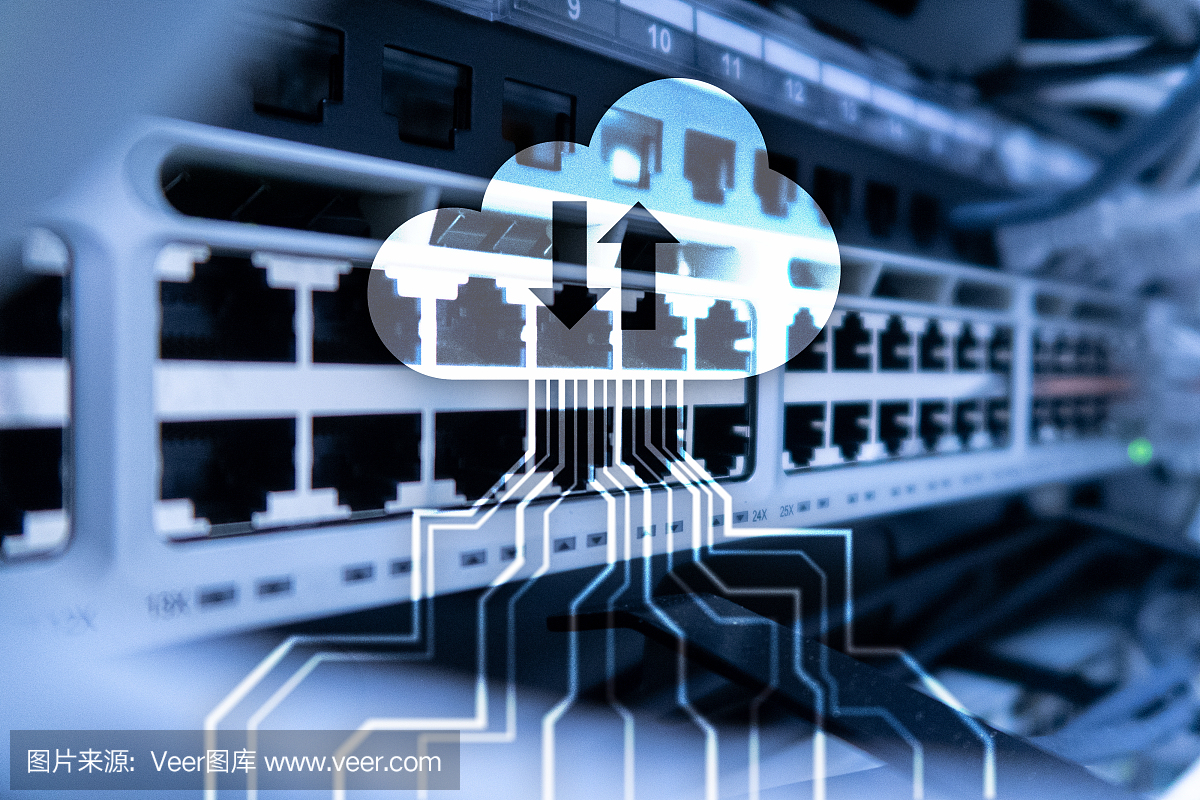 云服務(wù)器與計(jì)算、數(shù)據(jù)存儲與處理。互聯(lián)網(wǎng)和技術(shù)的概念。